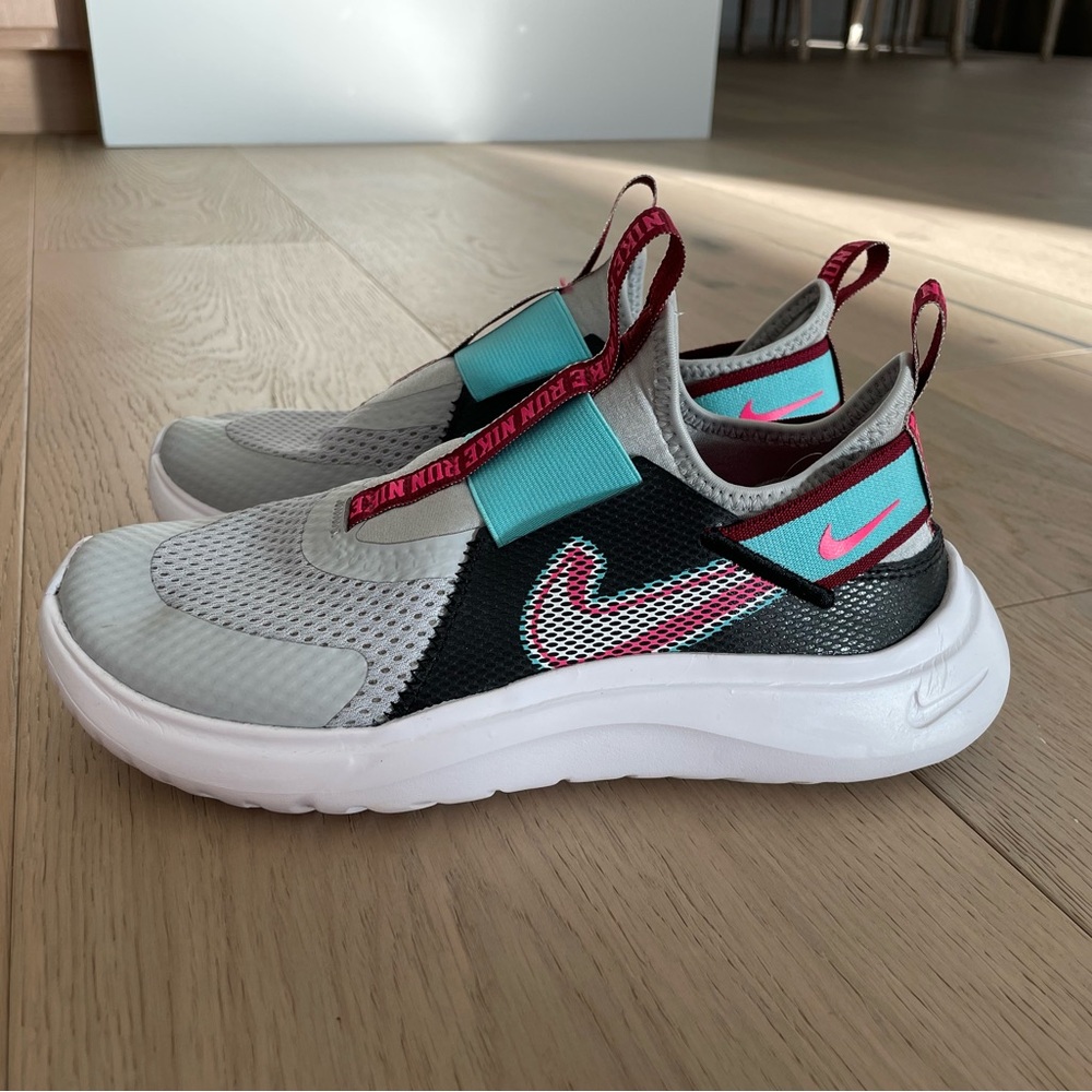 New Nike Flex Plus sneakers